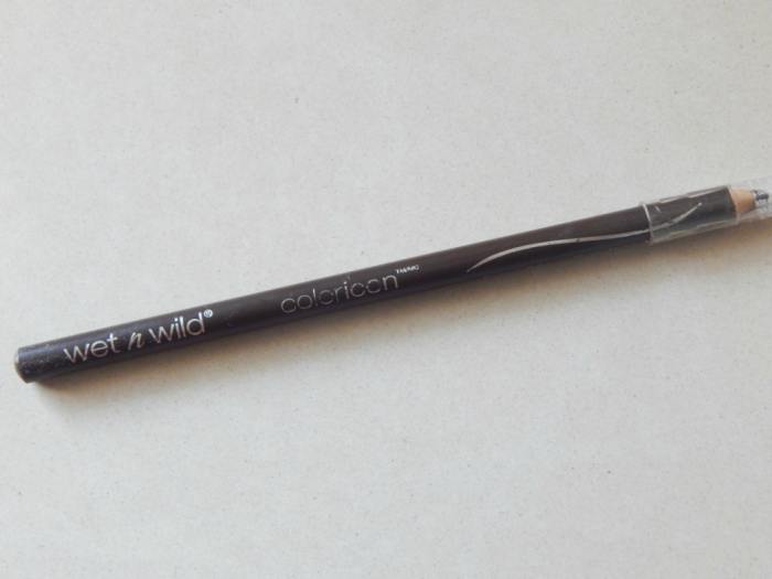 wet-n-wild-color-icon-kohl-liner-pencil-pretty-in-mink-review1