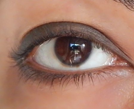wet-n-wild-color-icon-kohl-liner-pencil-pretty-in-mink-review6
