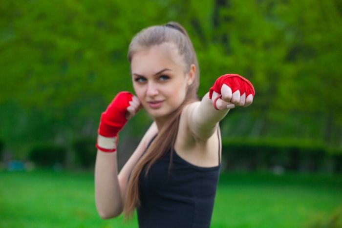 9 Reasons to Include Kickboxing in Your Fitness Routine1