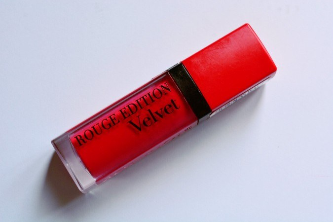 Bourjois Rouge Funchsia 13 Edition Velvet Lipstick Review