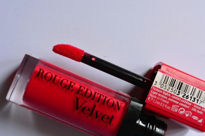 Bourjois Rouge Funchsia 13 Edition Velvet Lipstick wand