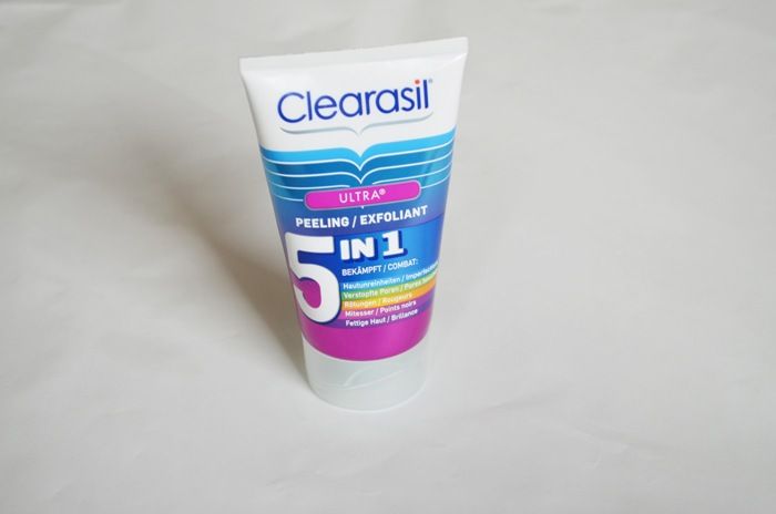 Clearasil Ultra 5 in 1 PeelingExfoliant Review5