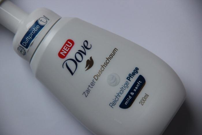 Dove Shower Foam Deep Moisture Foaming Body Wash Review