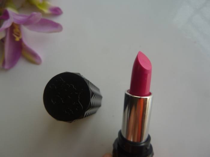Kat Von D Sexer Studded Kiss Lipstick Review4
