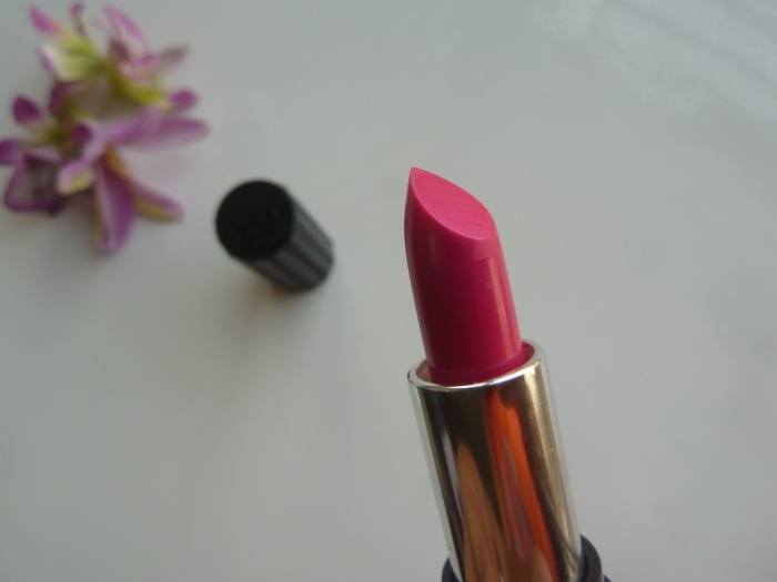 Kat Von D Sexer Studded Kiss Lipstick Review6