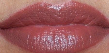 Lakme 9 to 5 Creaseless Creme Lip Color - Hazel Rush Review6