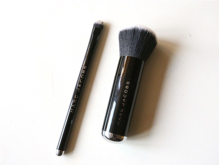 Marc Jacobs The Conceal Full Cover Correcting Brush No. 14 and The Face III Buffing Foundation Brush Review