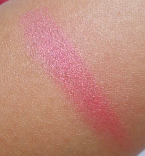 Maybelline Pink Frosting Bouncy blush swatch on hand