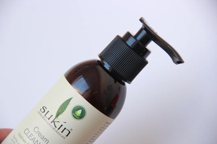 Sukin Cream Cleanser Review5