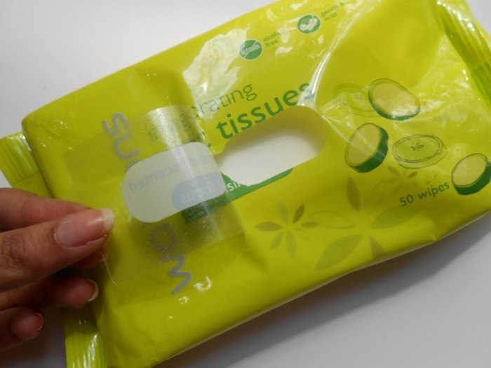 Watsons Sweet Cucumber Scented Invigorating Wet Tissues Review4