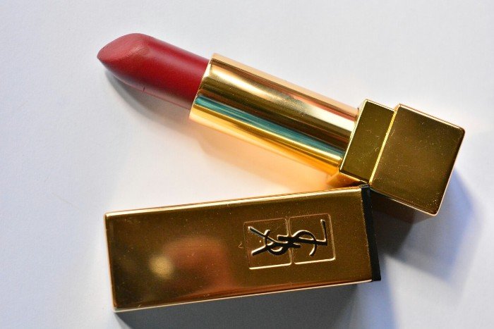 Yves Saint Laurent 212 Alternative Plum Rouge Pur Couture The Mats Lipstick Review1