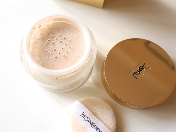 Yves Saint Laurent Souffle D'Eclat Sheer and Radiant Loose Powder Review