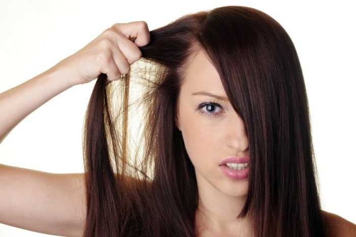 6 Signs You Are Over-Conditioning Your Hair