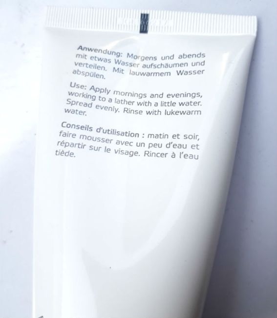 AnneMarie Borlind Purifying Care Cleansing Gel Review4