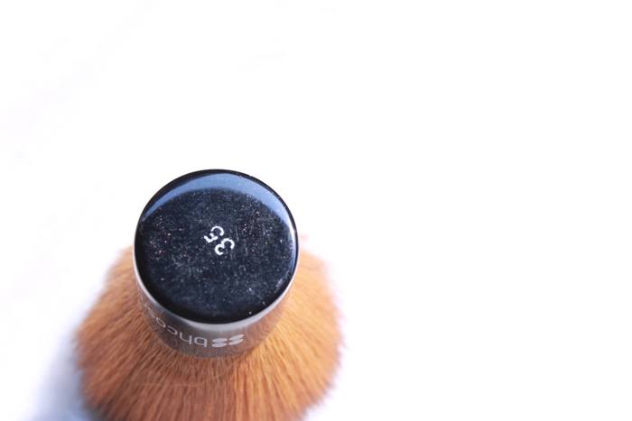 BH Cosmetics Domed Kabuki Single Makeup Brush label
