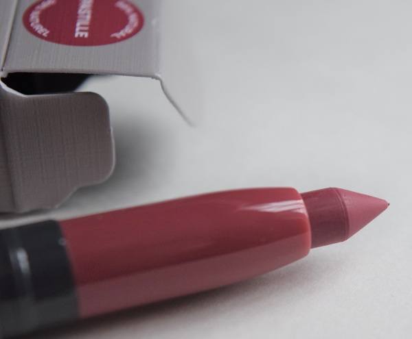 Bite Beauty Pastille Matte Creme Lip Crayon Review3