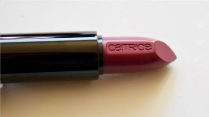 Catrice Ultimate Colour Lipstick - 490 Plum and Base Review6