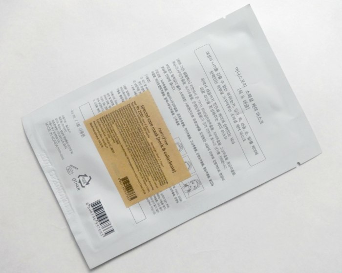 Innisfree Special Care Neck and Collarbone Mask details