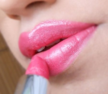 KleanColor 06 Georgia Femme Lipstick Review5