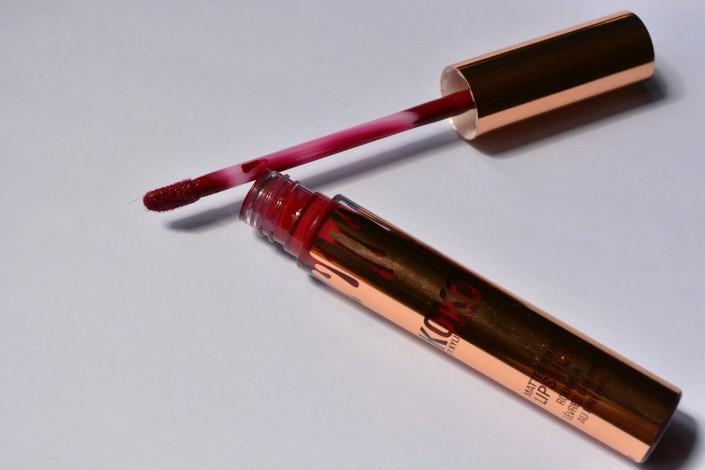 Kylie Cosmetics Koko Kollection Gorg Liquid Lipstick tube