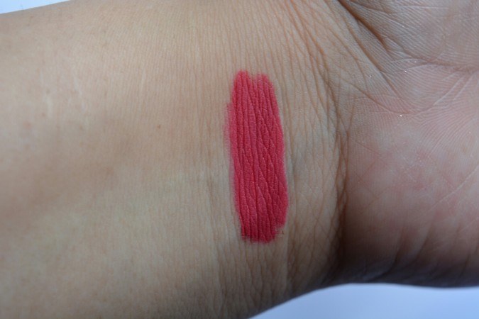 Kylie Cosmetics Koko Kollection Okurrr Liquid Lipstick swatch on hands