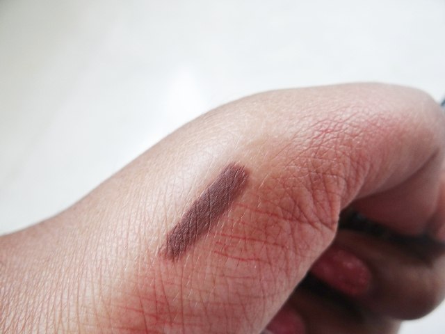 Lakme Absolute Forever Silk Lip Liner Espresso swatch