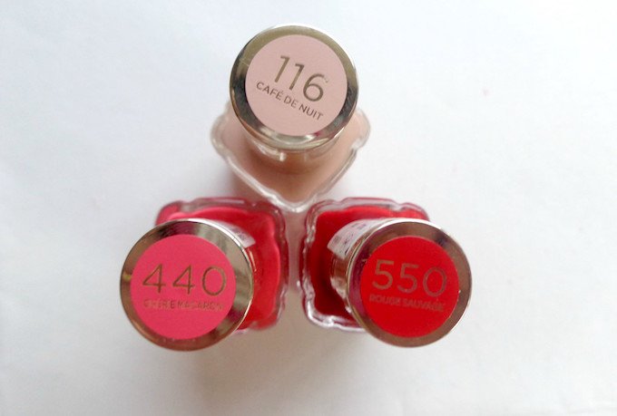 L’Oreal Paris Color Riche Le Vernis L’huile Nail Paints 116 Cafe De Nuit, 440 Cherie Macaron, 550 Rouge Sauvage labels