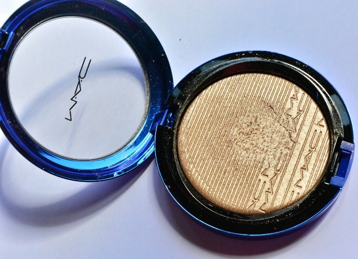 MAC Oh, Darling! Extra Dimension Skinfinish Review
