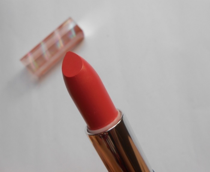 Maybelline NU34S Color Sensational So Nude Lipstick Review4