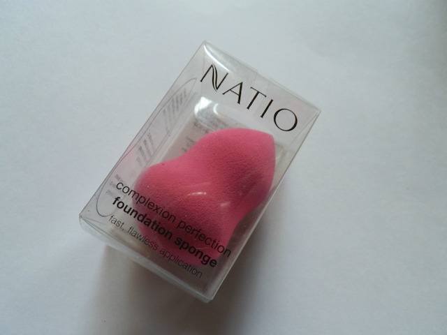 Natio Complexion Perfection Foundation Sponge outer packaging