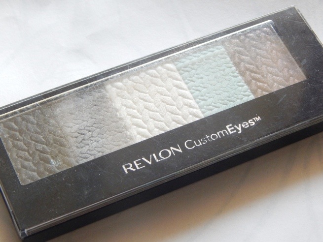 Revlon Custom Eyes Shadow and Liner Beach Beauty packaging