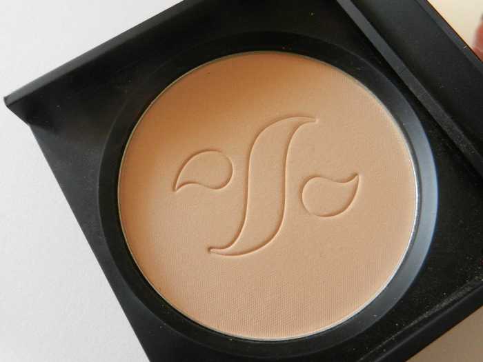 Sugar Cosmetics As Nude As It Gets SPF 15 Compact Review