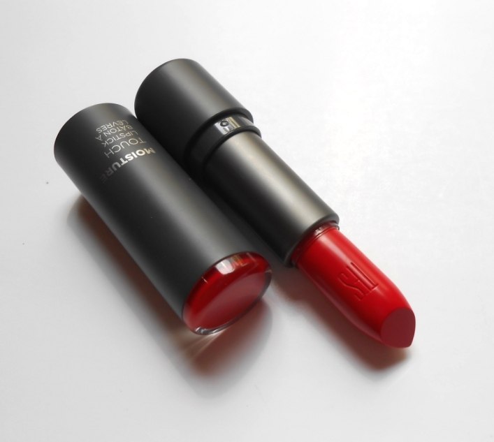 The Face Shop RD02 Red Rising Moisture Touch Lipstick open