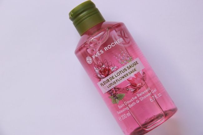 Yves Rocher Relaxing Bath and Shower Gel - Lotus Flower Sage Review