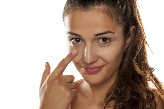 7 Effortless Tips for Applying Eyeliner on Your Lower Lash Line