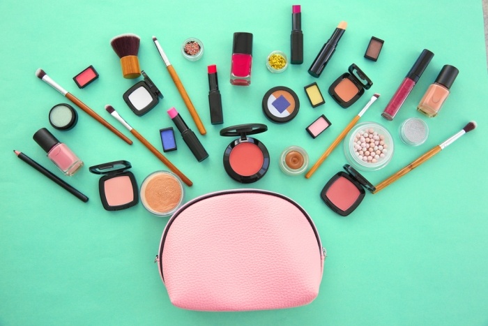 A Guide to Extend the Shelf Life of Your Makeup Products2