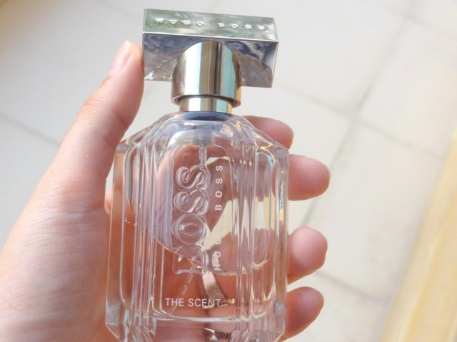 Boss The Scent for Her by Hugo Boss Review4