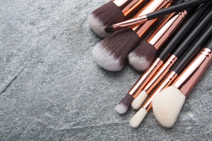 Everything You Need to Know About Makeup Brushes2