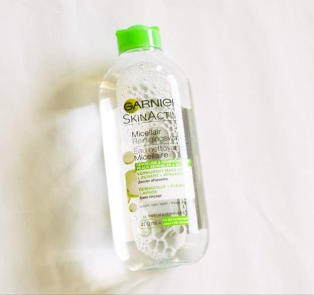 Garnier Skin Active Micellar Cleansing Water for Combination and Sensitive Skin Review1