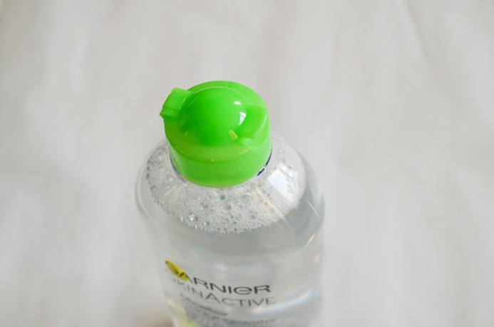 Garnier Skin Active Micellar Cleansing Water for Combination and Sensitive Skin Review5