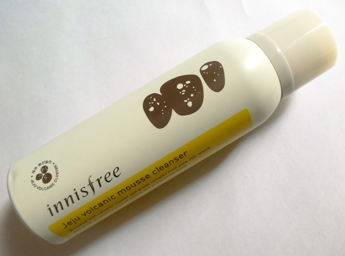 Innisfree Jeju Volcanic Mousse Cleanser packaging