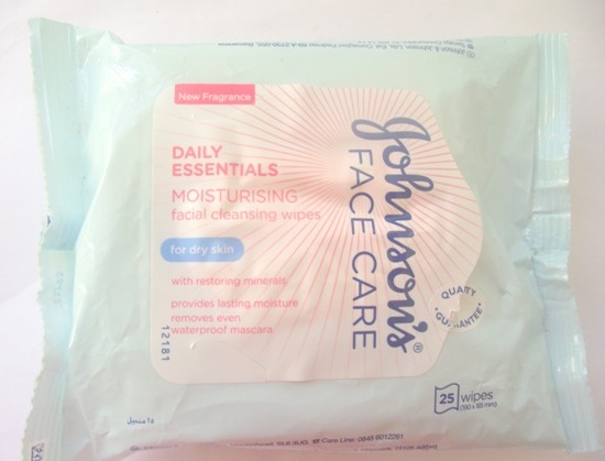 Johnsons Face Care Daily Essentials Moisturising Facial Cleansing Wipes for Dry Skin Review