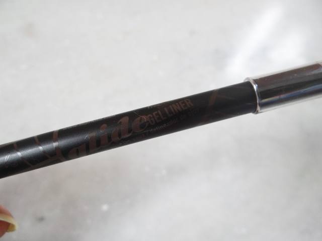 L.A. Girl Dark Brown Glide Gel Eyeliner Pencil details