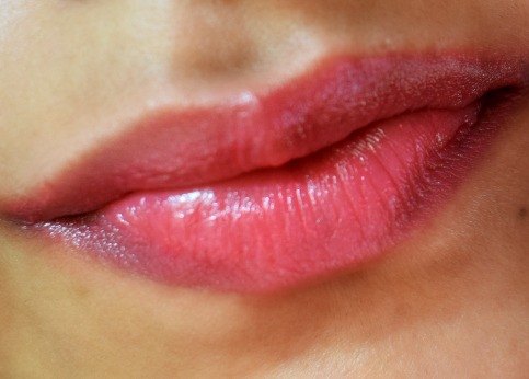 L.A. Girl LA Party Pink Color Balm swatch on lips