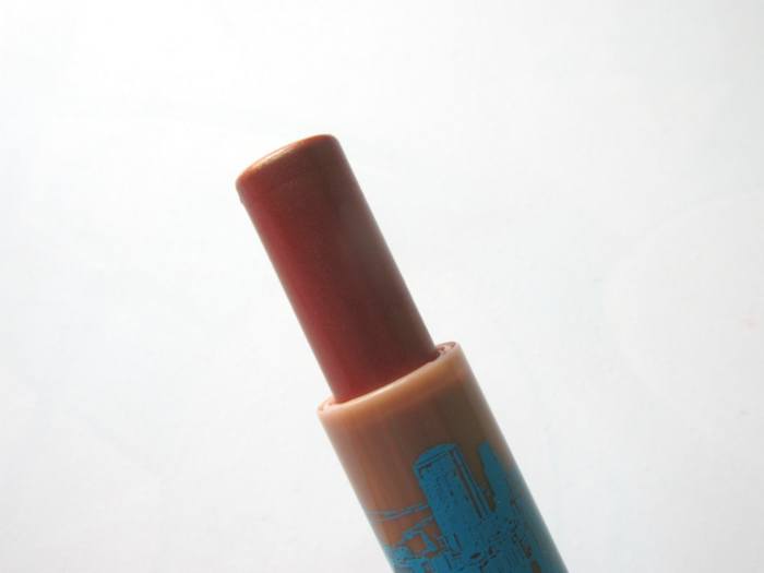 L.A. Girl New York Latte Color Balm Review4