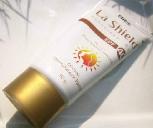 La Shield Oil-Free Sunscreen Gel SPF 40 PA+++ Review