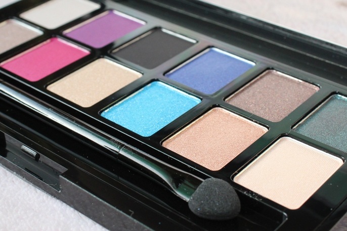 Maybelline The Graffiti Nudes Eyeshadow Palette Review3