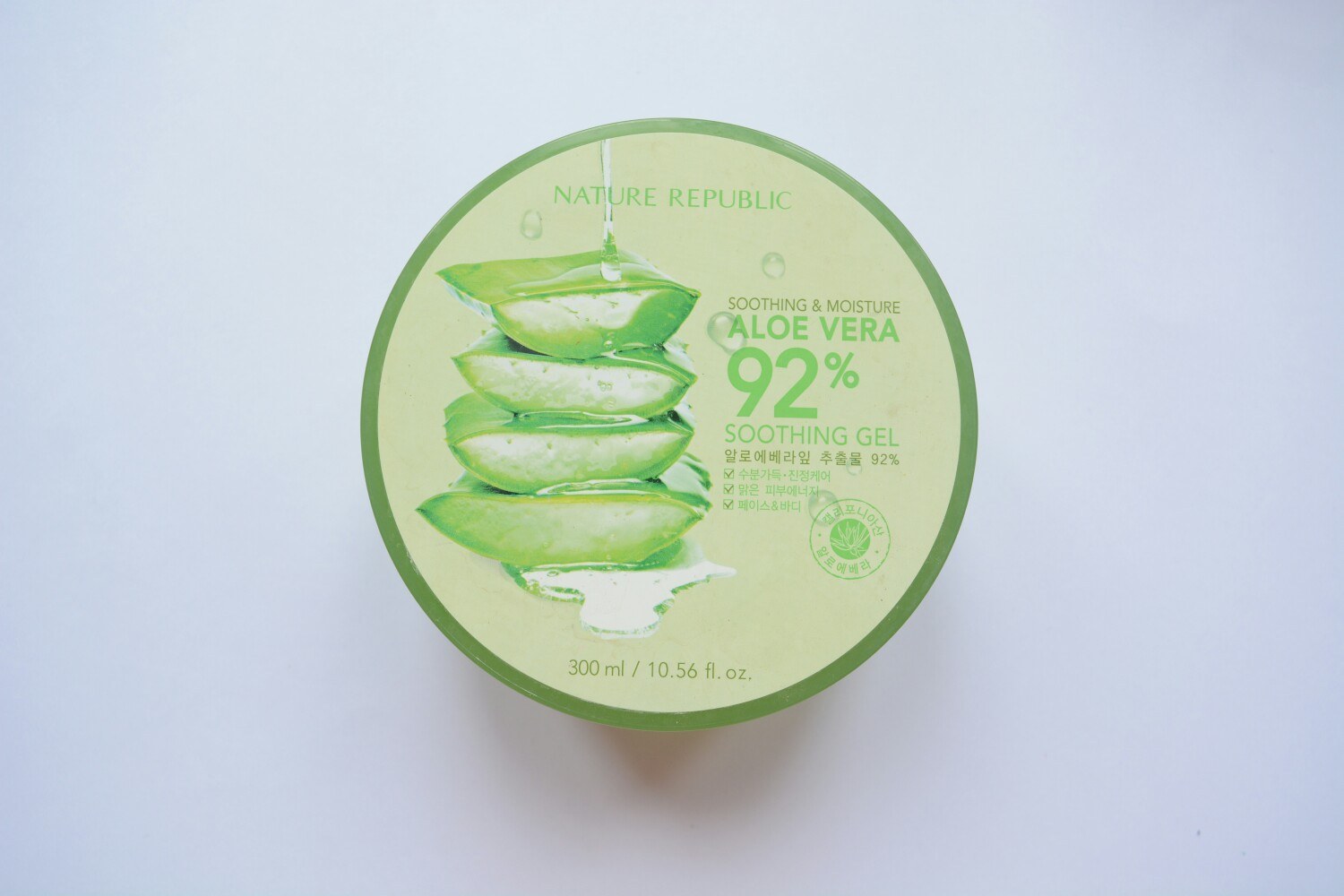 Nature Republic Soothing and Moisture Aloe Vera Soothing Gel tub