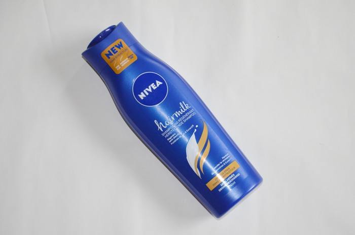 Nivea Hair Milk Repairing Shampoo for Thick Hair Review1