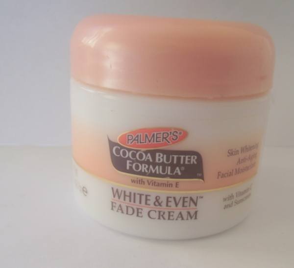 Palmer's Cocoa Butter Formula White and Even Fade Cream Review3